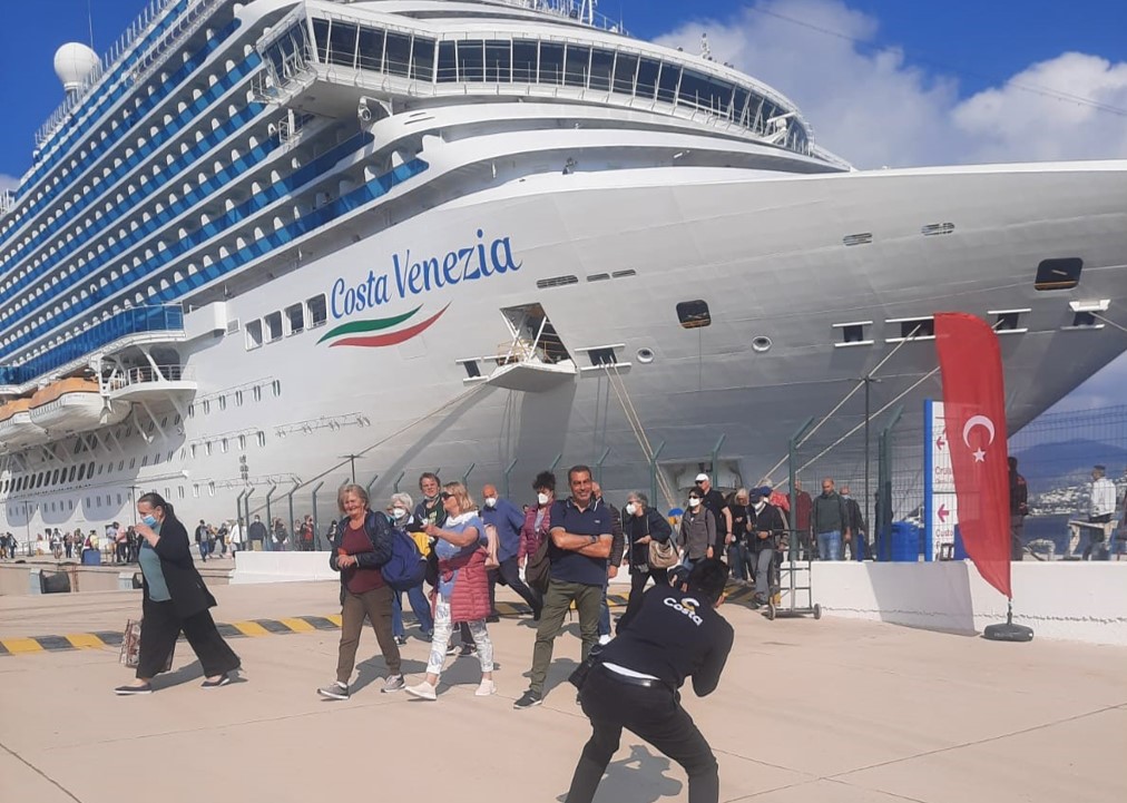 The Largest Ship in Bodrum's History: Costa Venezia